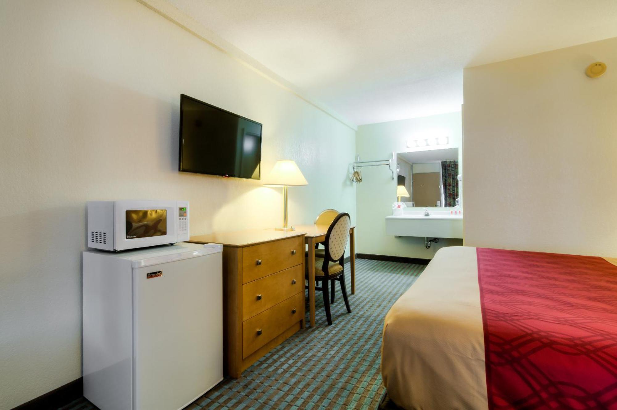 Shorewood Econo Lodge חדר תמונה