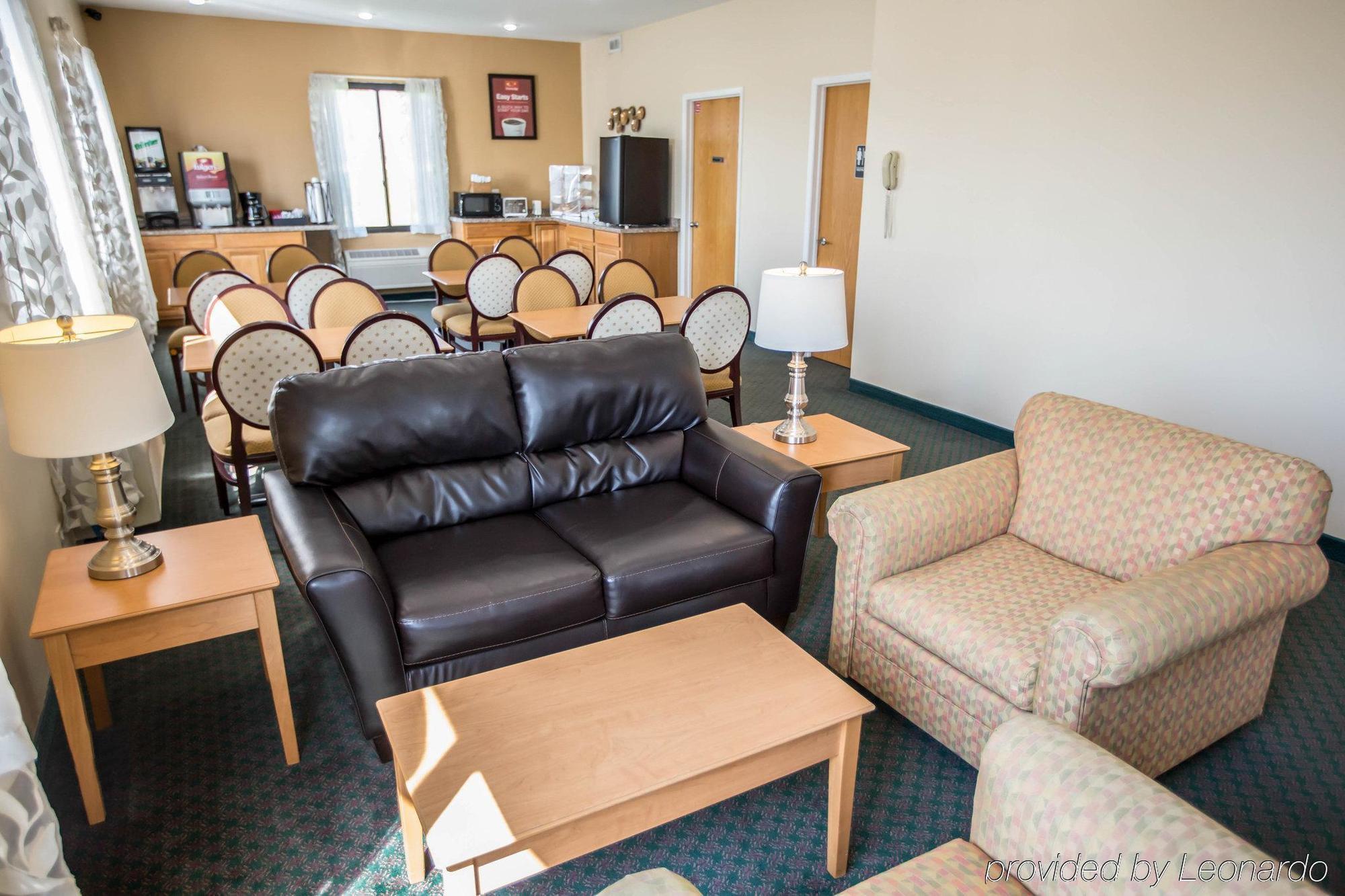 Shorewood Econo Lodge מראה חיצוני תמונה